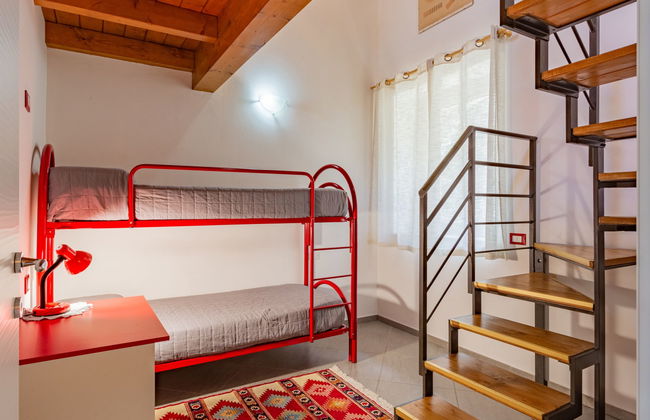 Casa de 3 quartos em Brissago-Valtravaglia com jardim e banheira de hidromassagem - Foto 16