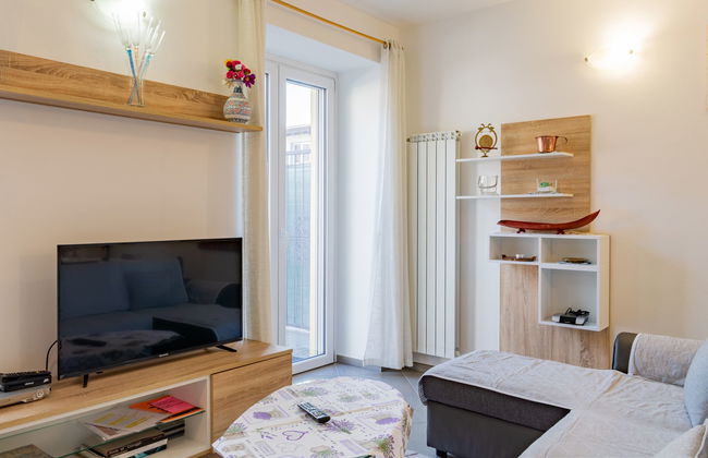 Casa de 3 quartos em Brissago-Valtravaglia com jardim e banheira de hidromassagem - Foto 6