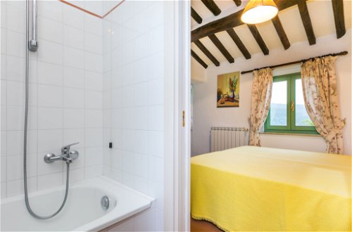 Foto 26 - Haus mit 4 Schlafzimmern in Pescia mit schwimmbad und garten