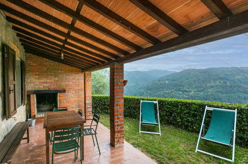 Foto 9 - Casa de 4 habitaciones en Pescia con piscina y jardín