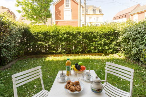 Photo 1 - Appartement de 1 chambre à Cabourg avec jardin et vues à la mer