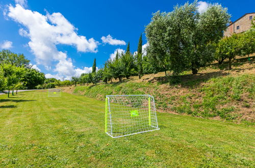 Photo 46 - 3 bedroom Apartment in Pescia with swimming pool and garden