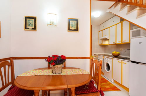 Photo 6 - 3 bedroom House in Mont-roig del Camp with private pool and garden