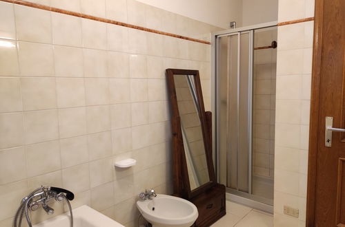 Foto 21 - Apartamento de 3 quartos em Dongo com jardim e terraço