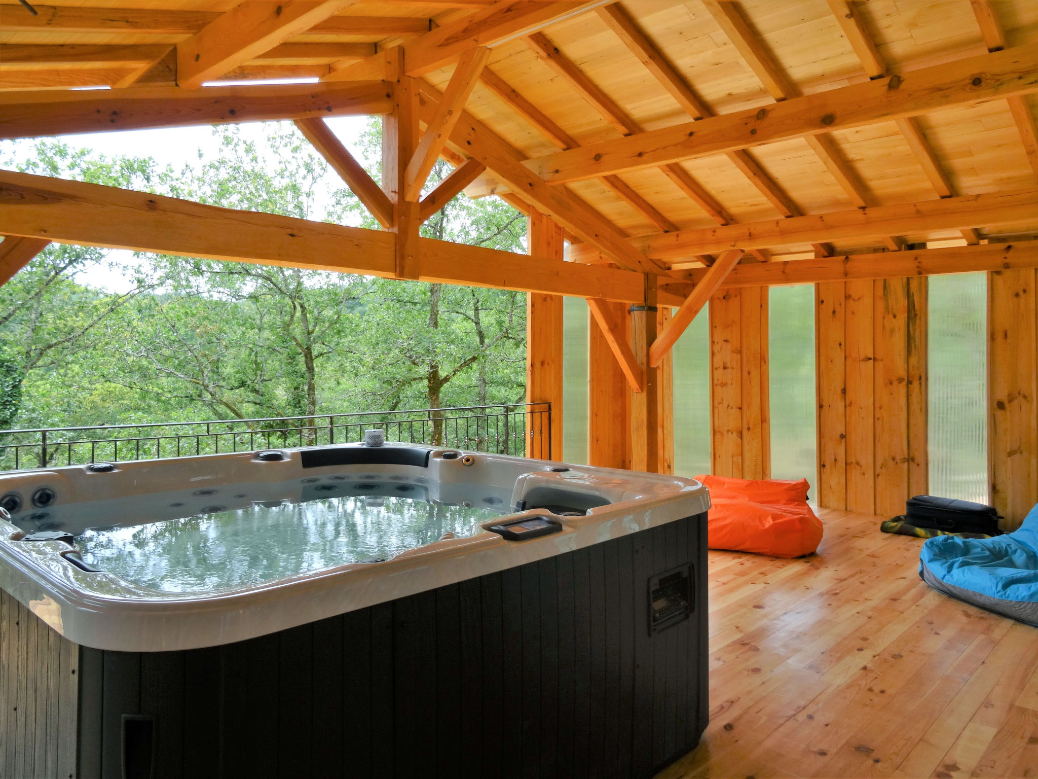 Photo 35 - Maison de 2 chambres à Blanquefort-sur-Briolance avec piscine privée et terrasse