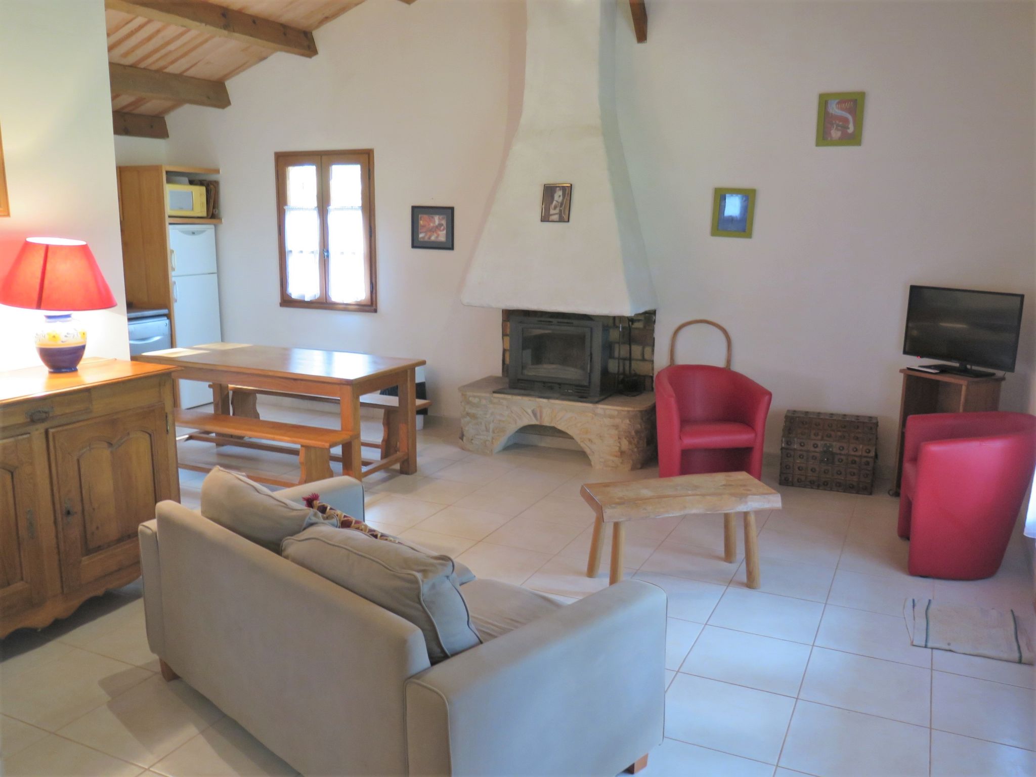 Photo 3 - 2 bedroom House in Blanquefort-sur-Briolance with private pool and garden