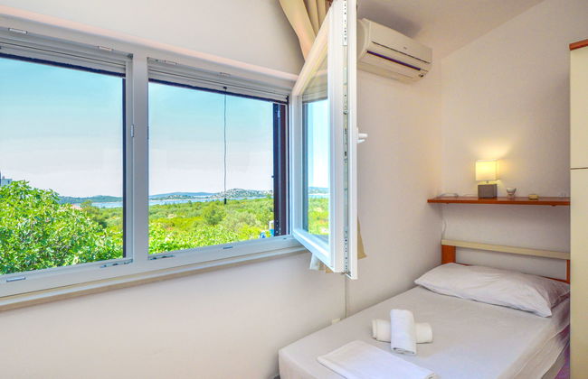 3 bedroom House in Vodice with garden and terrace - Photo 6