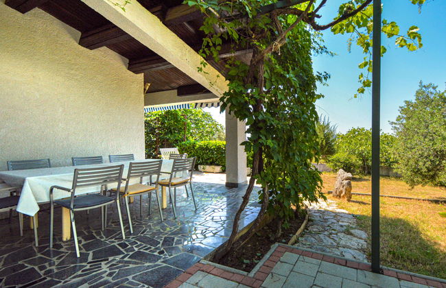 3 bedroom House in Vodice with garden and terrace - Photo 4