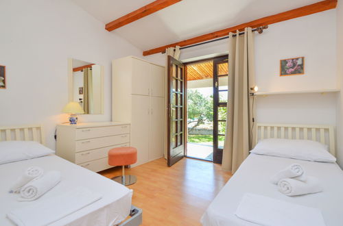 Foto 2 - Casa de 3 quartos em Vodice com jardim e terraço