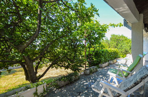 Foto 9 - Casa de 3 quartos em Vodice com jardim e terraço