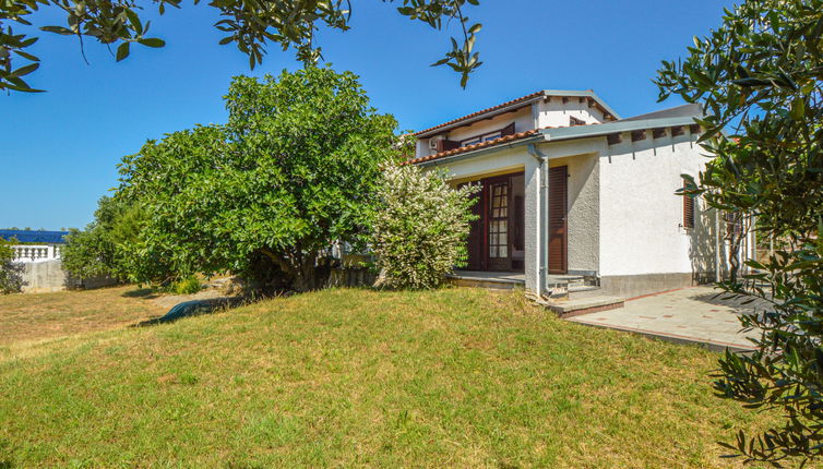 Foto 1 - Casa de 3 quartos em Vodice com jardim e terraço