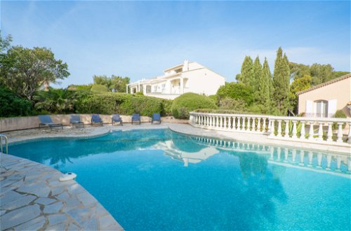 Foto 37 - Casa de 4 quartos em Fréjus com piscina privada e vistas do mar