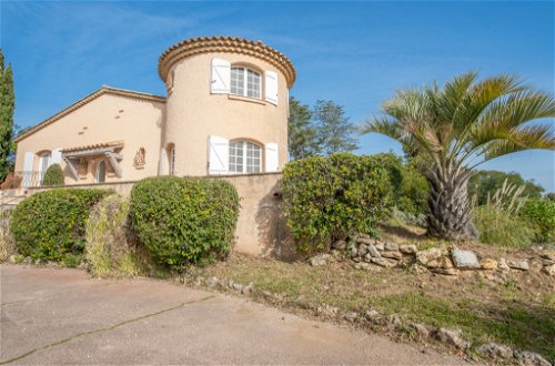 Foto 33 - Casa de 4 quartos em Fréjus com piscina privada e vistas do mar