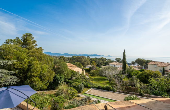 Maison de 4 chambres à Fréjus avec piscine privée et jardin - Photo 14
