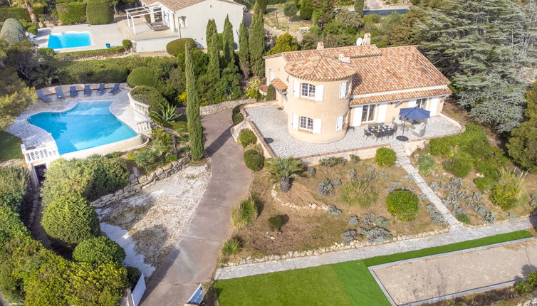 Foto 1 - Casa de 4 quartos em Fréjus com piscina privada e vistas do mar