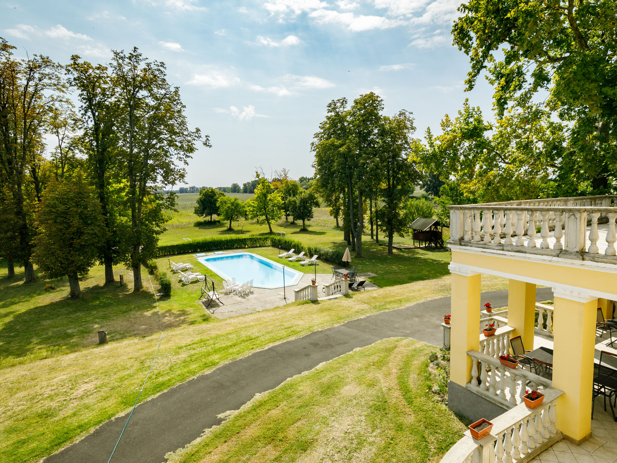 Foto 8 - Casa de 10 habitaciones en Fonyód con piscina privada y vistas al mar