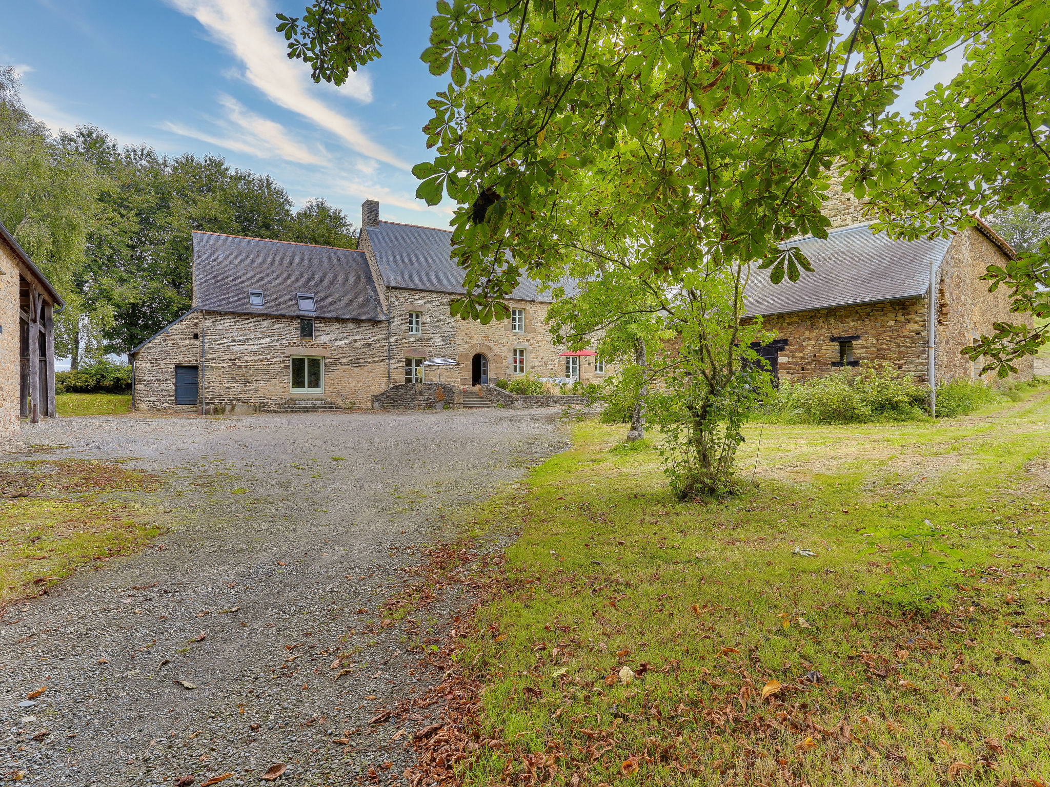 Photo 7 - Maison de 3 chambres à Val-Couesnon avec jardin et vues à la mer