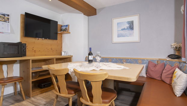3 bedroom Apartment in Aschau im Zillertal with garden - Photo 3