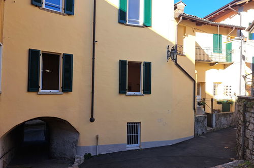 Photo 32 - 2 bedroom Apartment in Porto Valtravaglia with terrace