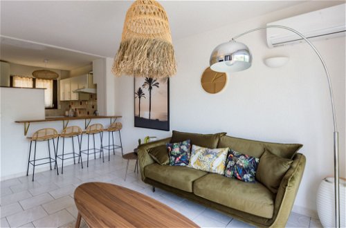 Foto 2 - Apartamento de 3 quartos em Le Lavandou com terraço e vistas do mar