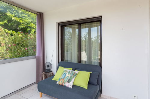 Photo 11 - 3 bedroom Apartment in Le Lavandou with terrace