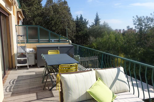Foto 12 - Apartamento de 3 habitaciones en Le Lavandou con terraza y vistas al mar