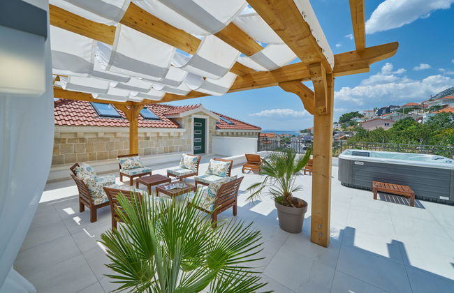 Casa de 8 quartos em Dugi Rat com piscina privada e jardim - Foto 33
