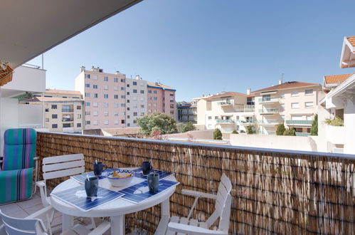 Photo 12 - 2 bedroom Apartment in Arcachon with sea view