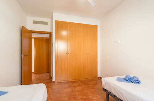 Foto 16 - Casa con 4 camere da letto a Roda de Berà con piscina privata e vista mare