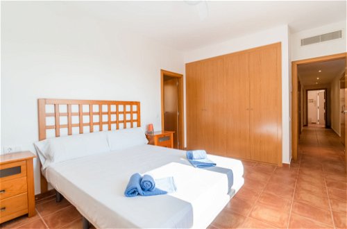Foto 12 - Haus mit 4 Schlafzimmern in Roda de Berà mit privater pool und blick aufs meer
