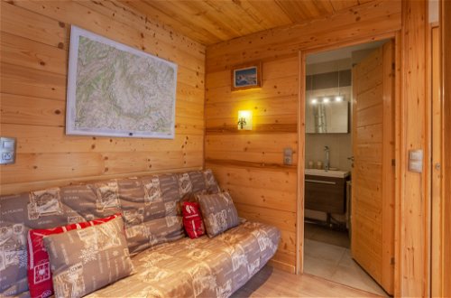 Foto 11 - Appartamento con 2 camere da letto a Tignes con vista sulle montagne
