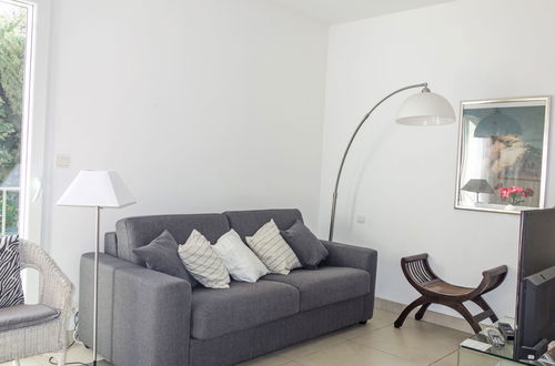 Photo 12 - 2 bedroom House in Montesquieu-des-Albères with private pool and garden