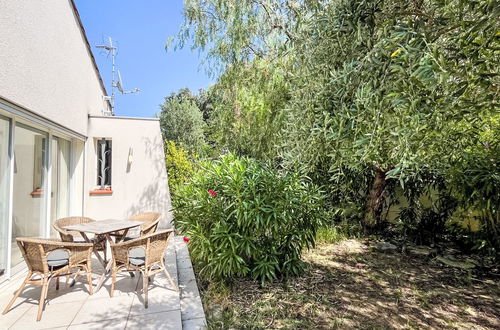 Foto 11 - Haus mit 2 Schlafzimmern in Montesquieu-des-Albères mit privater pool und garten