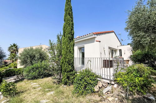 Foto 8 - Haus mit 2 Schlafzimmern in Montesquieu-des-Albères mit privater pool und garten
