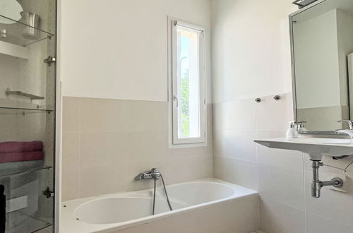 Foto 24 - Haus mit 2 Schlafzimmern in Montesquieu-des-Albères mit privater pool und garten