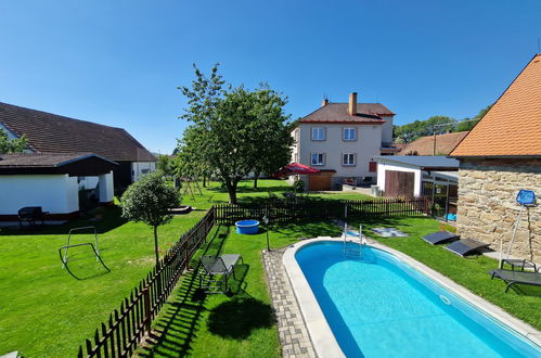 Photo 28 - Maison de 4 chambres à Neurazy avec piscine privée et jardin