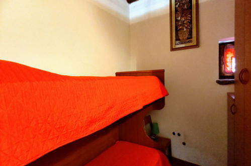 Foto 14 - Appartamento con 2 camere da letto a Sorico con piscina e giardino