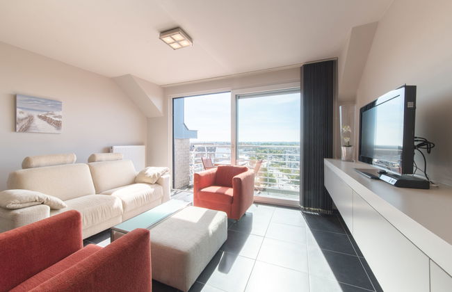 Skyview with parking and balcony - Foto 8