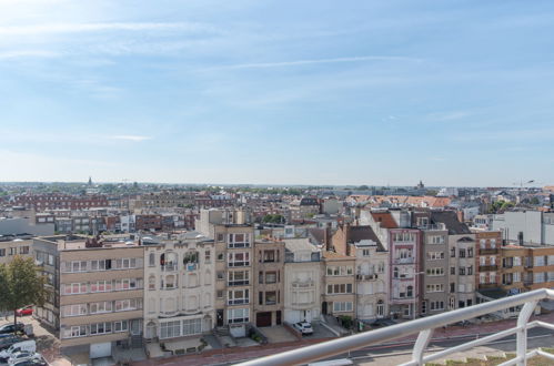 Foto 16 - Appartamento con 2 camere da letto a Blankenberge con vista mare