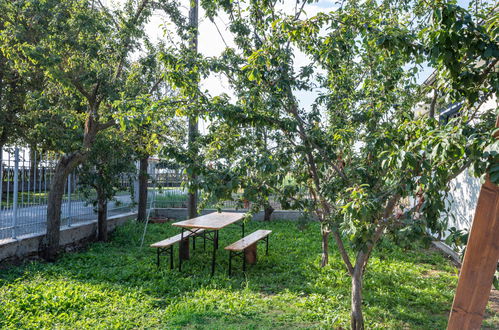 Photo 3 - Maison de 2 chambres à Cherasco avec piscine privée et jardin