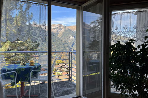 Foto 5 - Apartamento de 3 habitaciones en Lauterbrunnen con vistas a la montaña