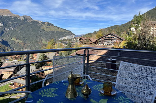 Foto 10 - Apartamento de 3 habitaciones en Lauterbrunnen con vistas a la montaña