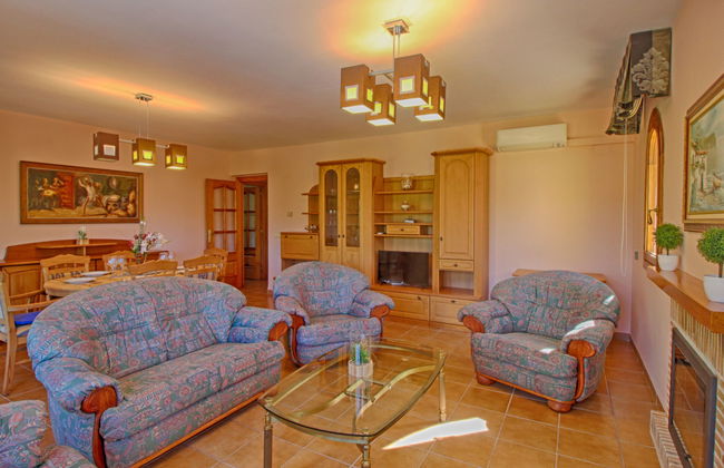 Casa de 4 quartos em Calp com piscina privada e jardim - Foto 6