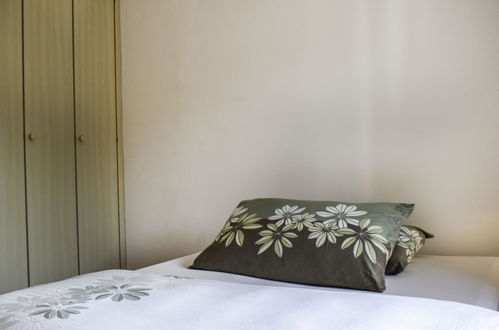 Foto 12 - Appartamento con 2 camere da letto a Ascona con vista sulle montagne