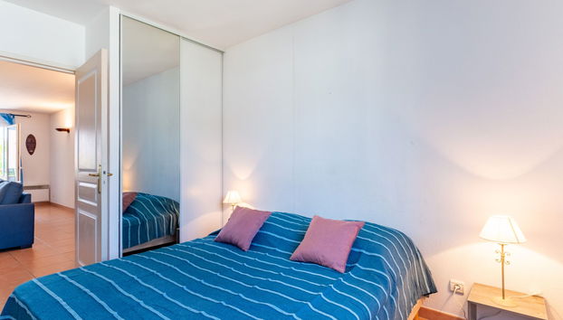 4 bedroom Apartment in Sainte-Maxime with garden and terrace - Photo 3