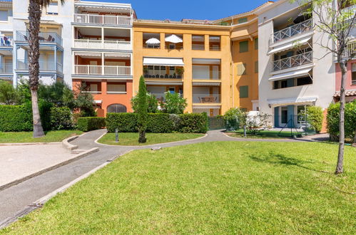 Photo 20 - Appartement de 3 chambres à Sainte-Maxime avec jardin et terrasse