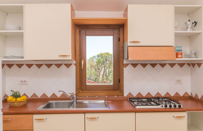 Casa de 1 quarto em Loiri Porto San Paolo com piscina e jardim - Foto 10