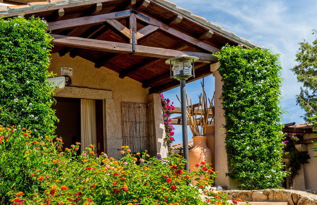 Casa de 1 quarto em Loiri Porto San Paolo com piscina e jardim - Foto 17