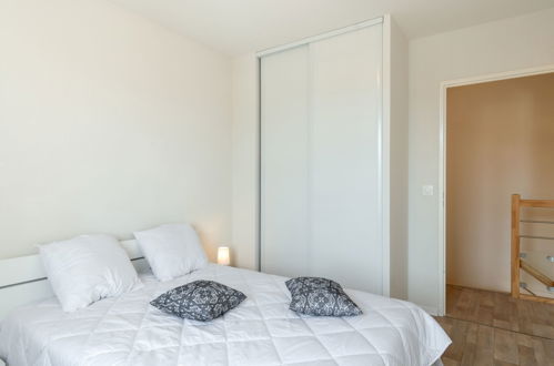 Foto 13 - Appartamento con 2 camere da letto a Mimizan con piscina e vista mare