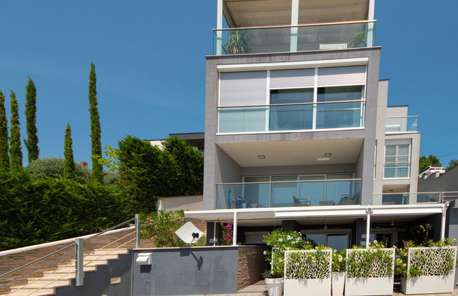 2 bedroom Apartment in Crikvenica with terrace and hot tub - Photo 7